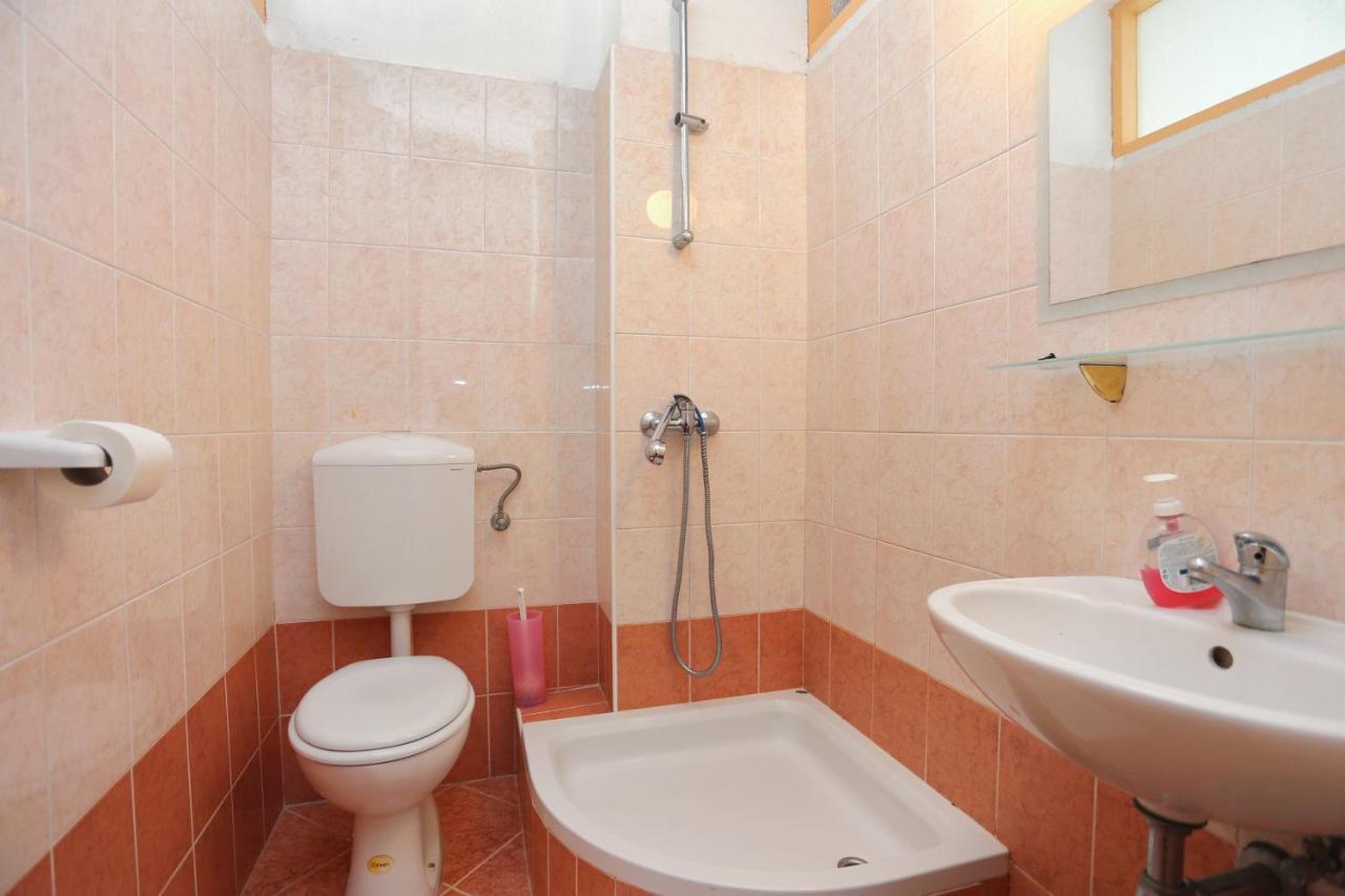 Apartment Igrane 311B Экстерьер фото